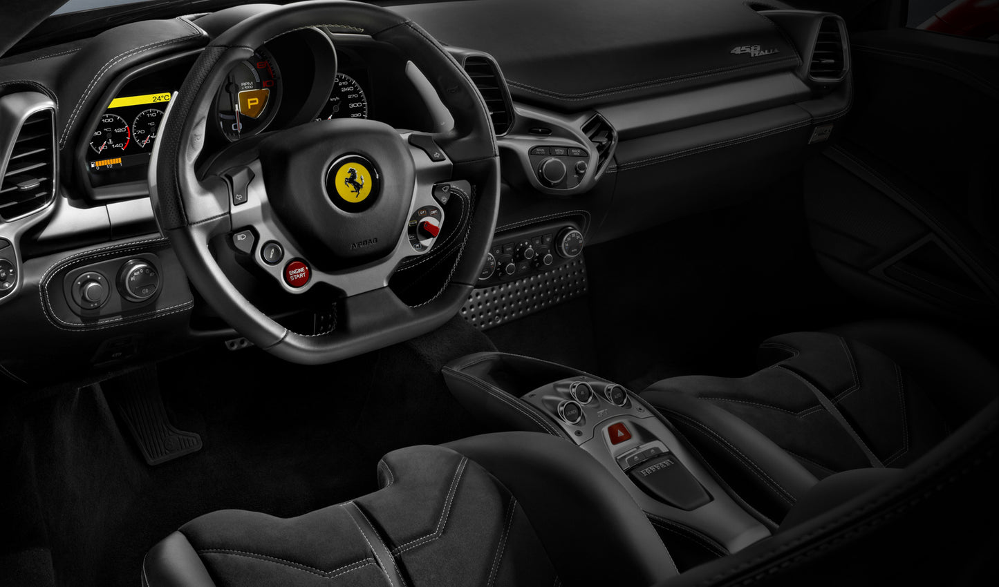 Kör en Ferrari 458 eller Lamborghini Huracan på allmän väg