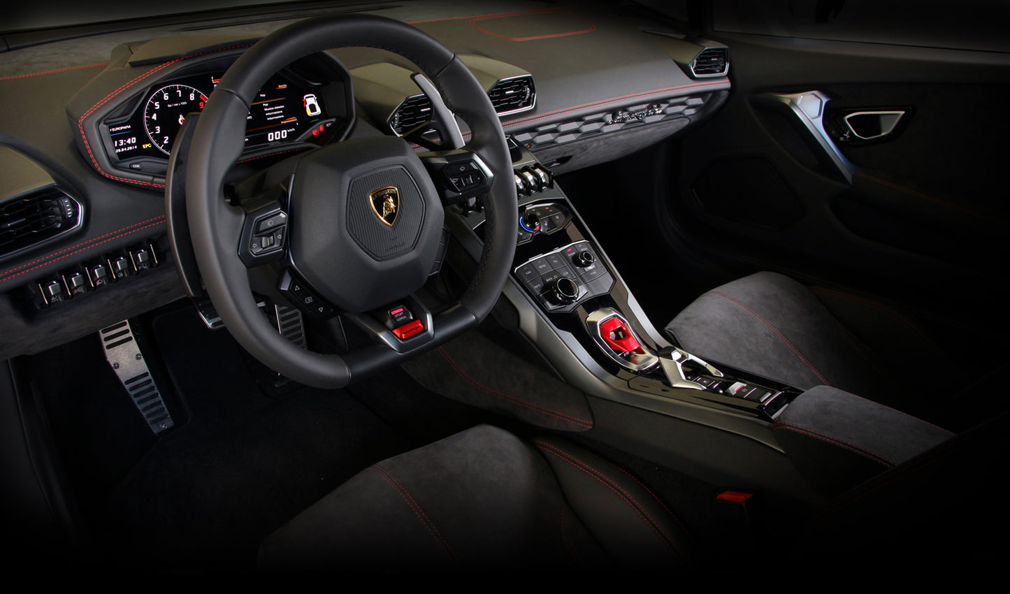 Kör en Ferrari 458 eller Lamborghini Huracan på allmän väg